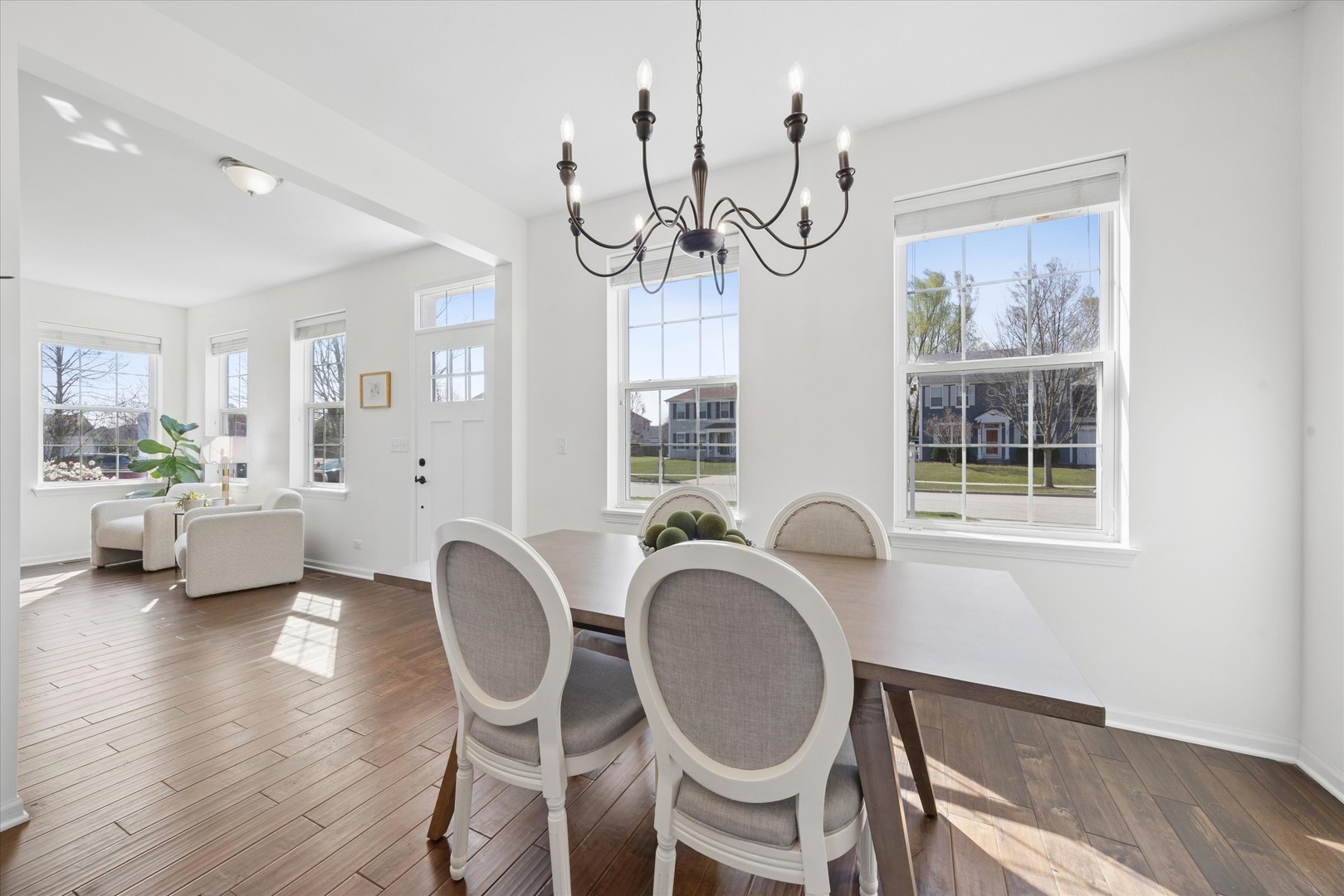 10468 LANSDALE Street, Huntley, IL 60142