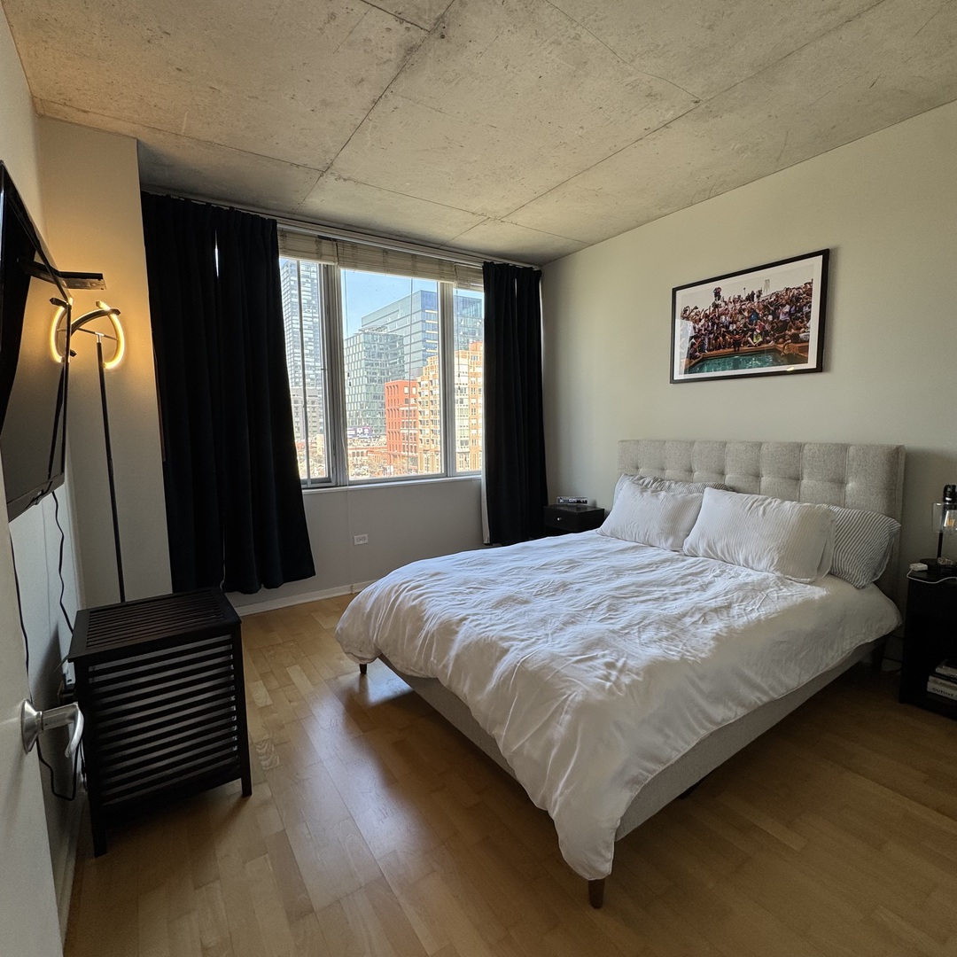 659 W RANDOLPH Street #612, Chicago, IL 60661