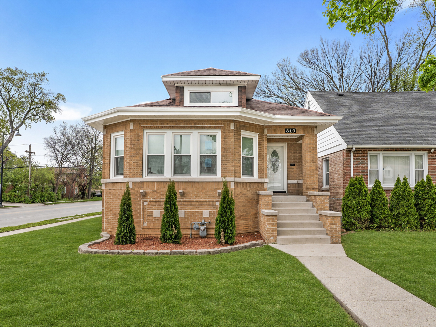 319 Bellwood Avenue, Bellwood, IL 60104