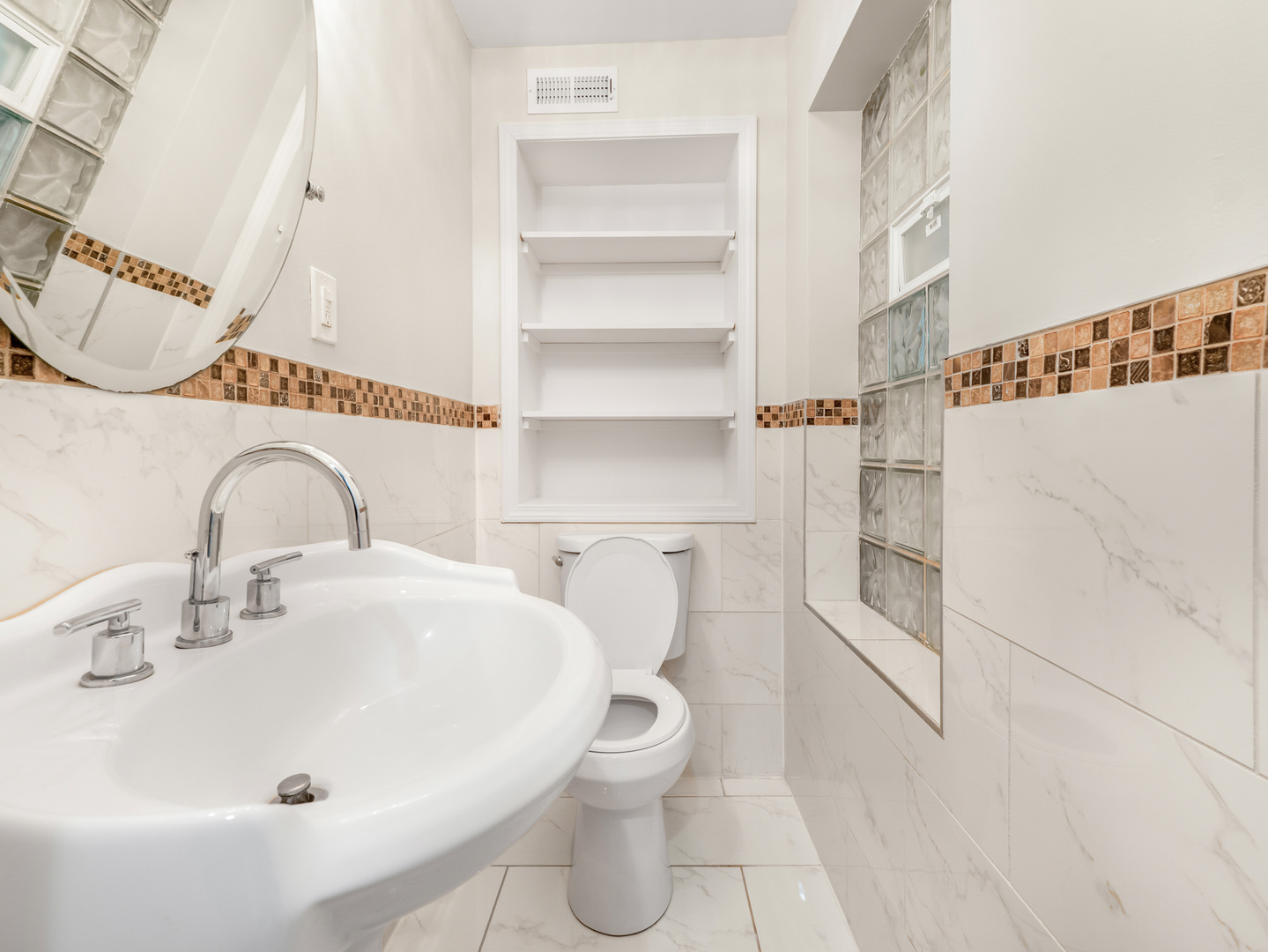 319 Bellwood Avenue, Bellwood, IL 60104