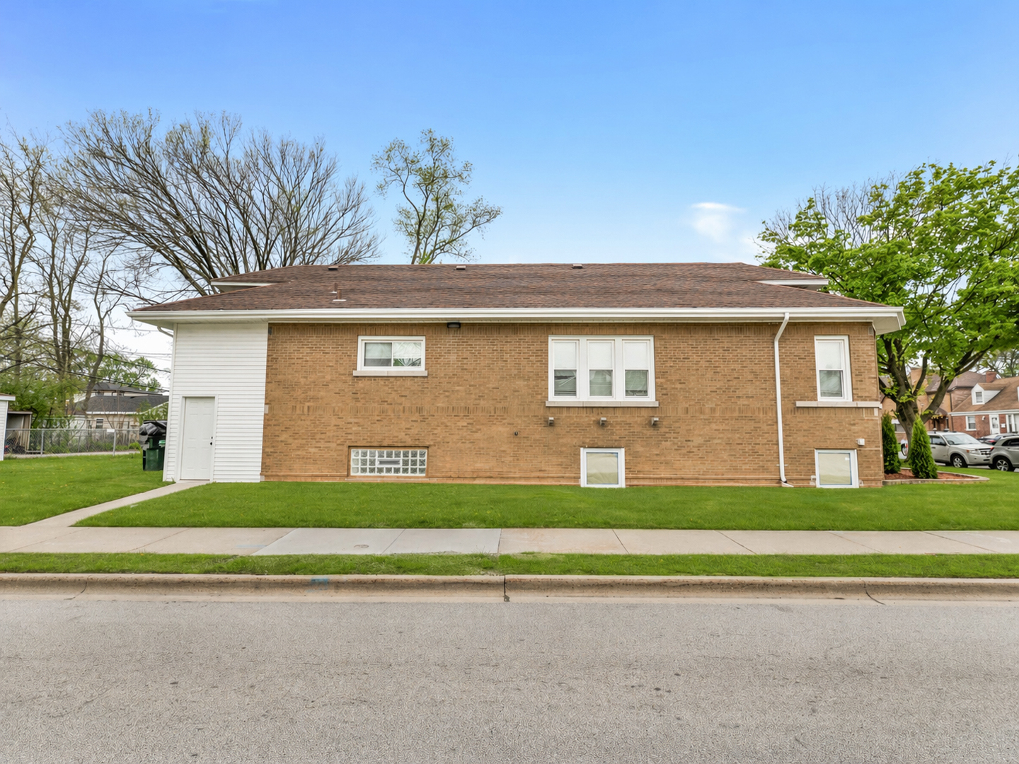 319 Bellwood Avenue, Bellwood, IL 60104