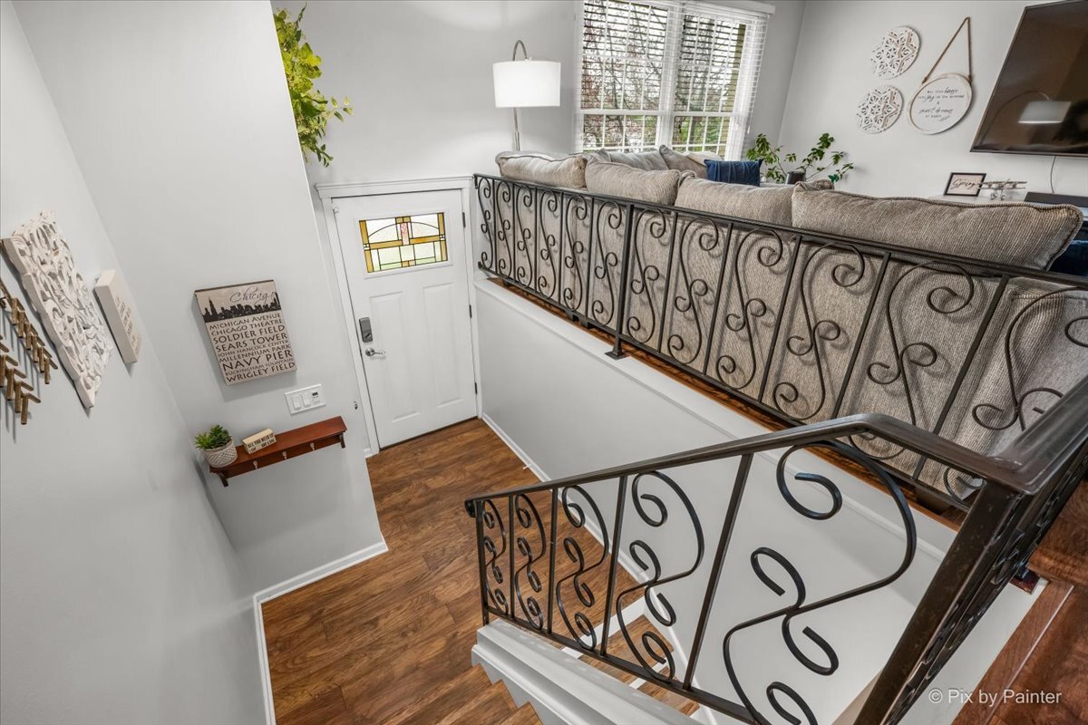 647 N Ridgemoor Avenue, Mundelein, IL 60060