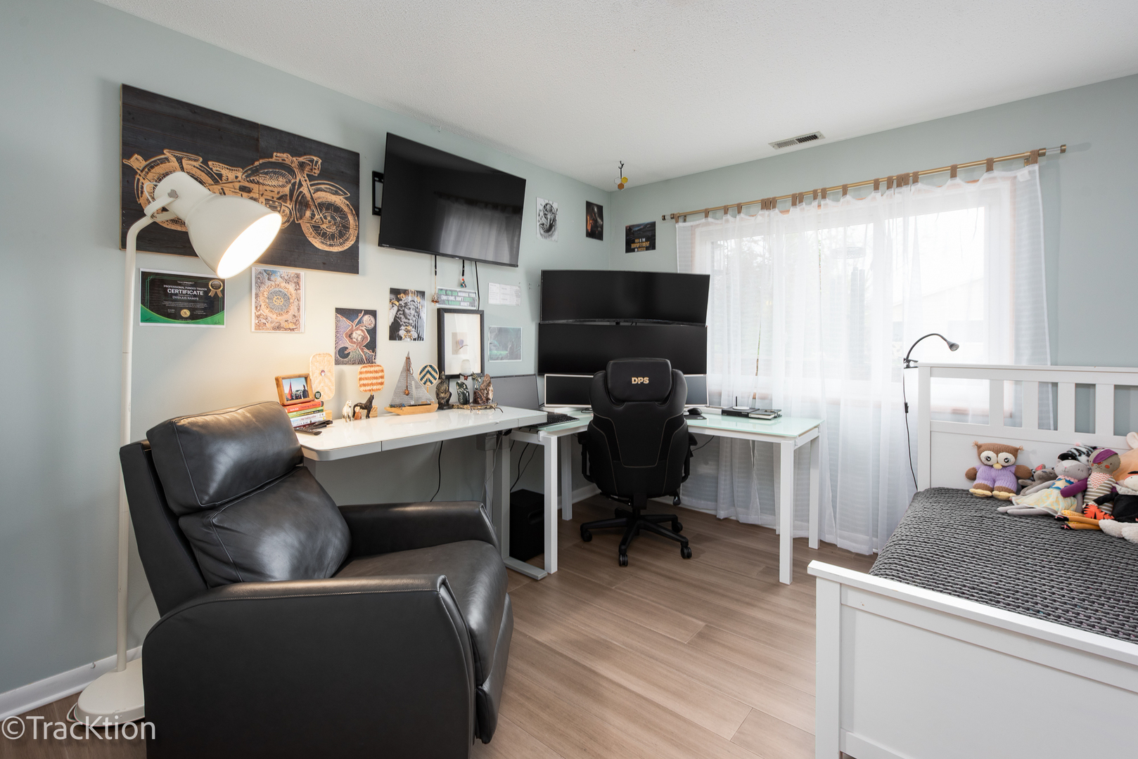 6856 Juneberry Avenue, Woodridge, IL 60517