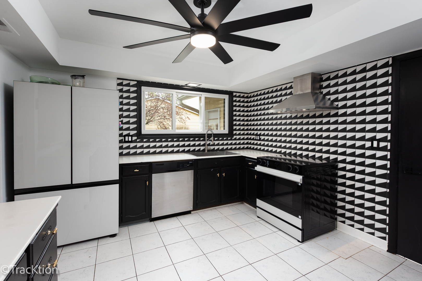 6856 Juneberry Avenue, Woodridge, IL 60517