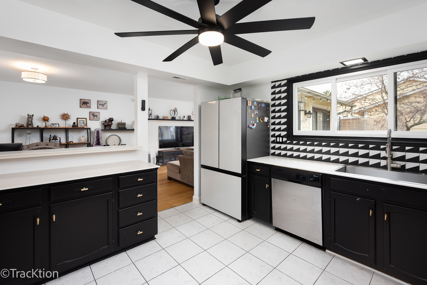 6856 Juneberry Avenue, Woodridge, IL 60517