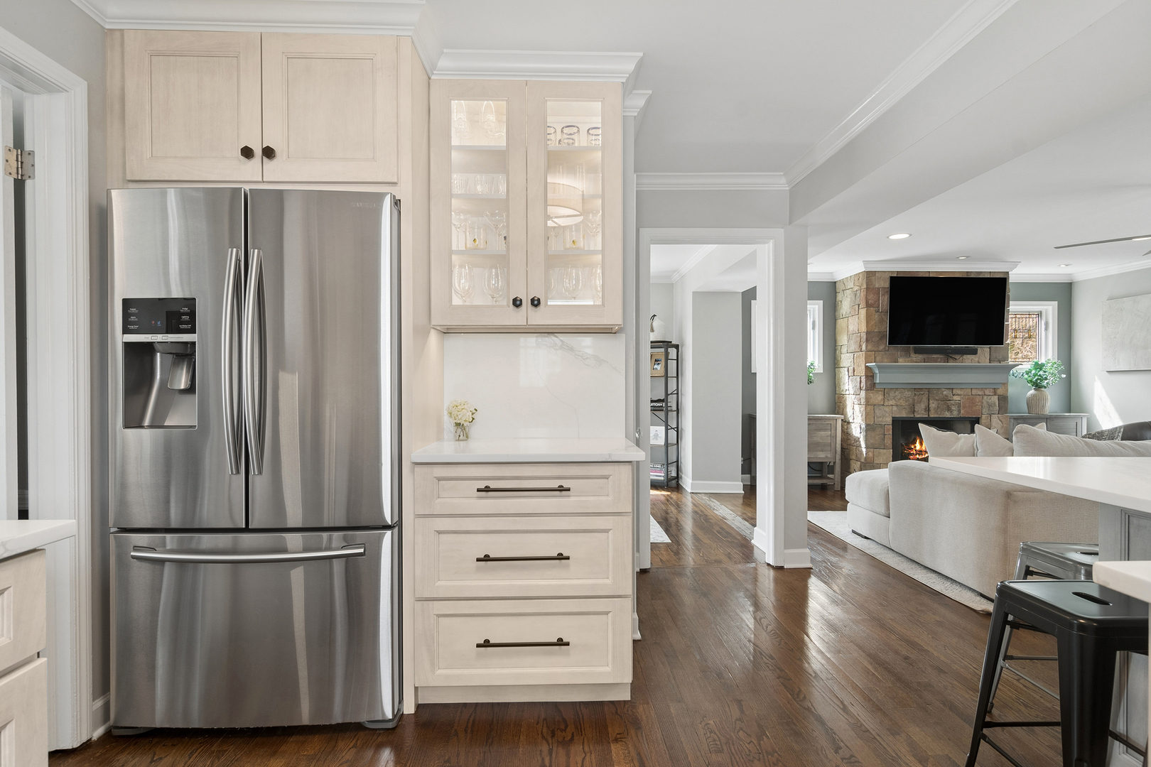 730 S Highland Avenue, Arlington Heights, IL 60005