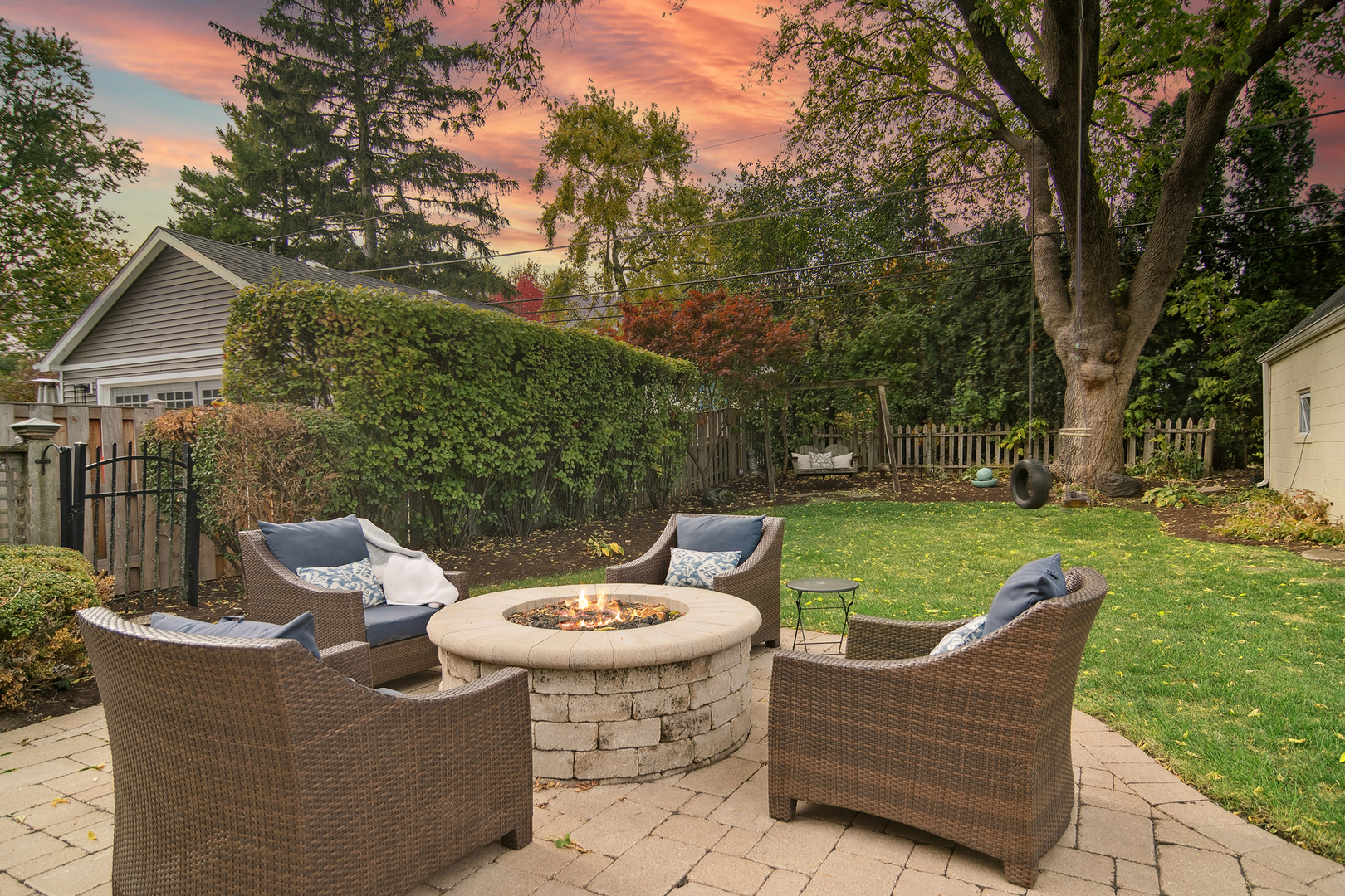 730 S Highland Avenue, Arlington Heights, IL 60005