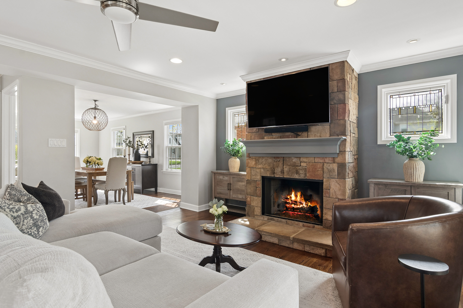 730 S Highland Avenue, Arlington Heights, IL 60005