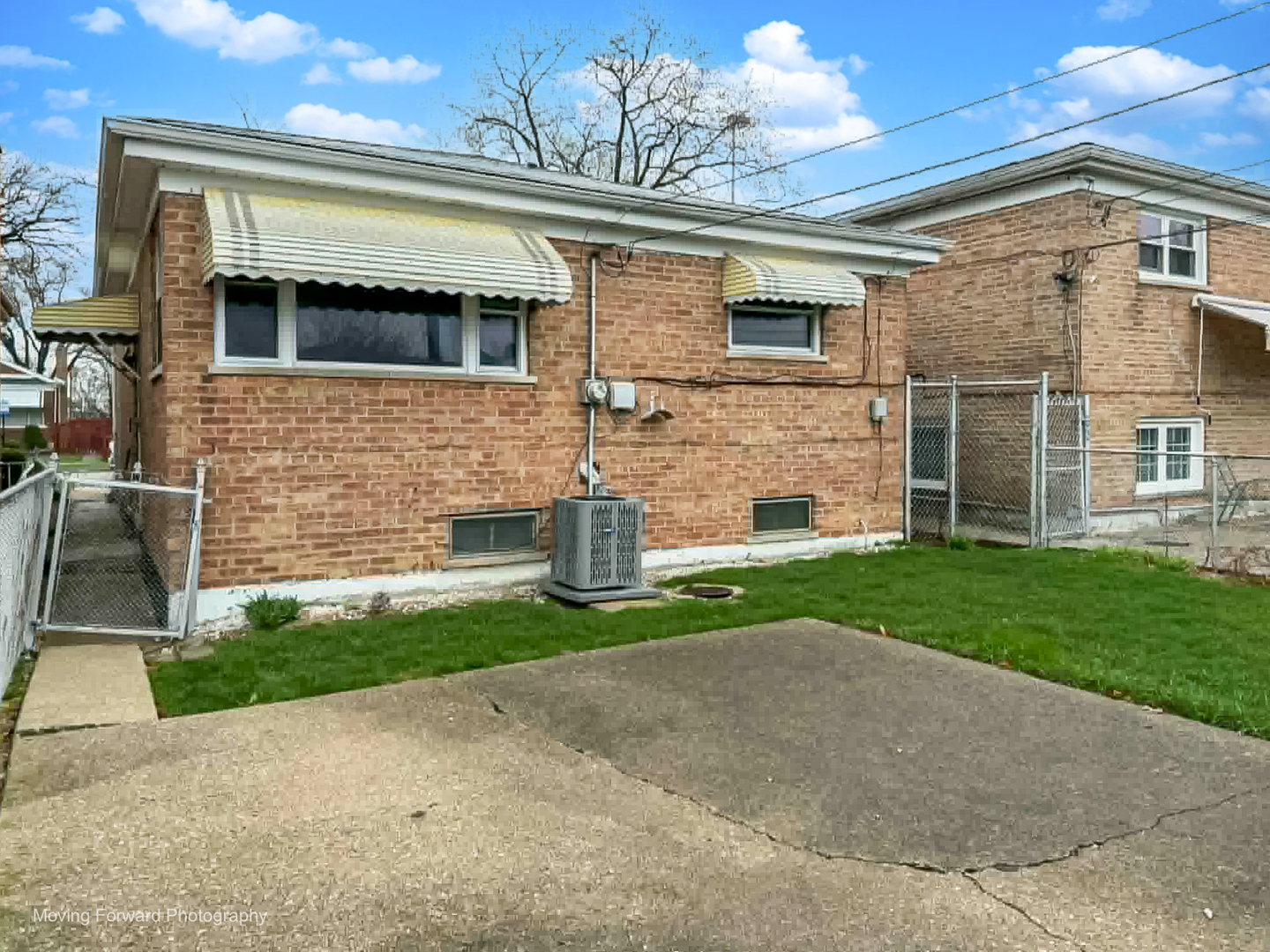 9726 S La Salle Street, Chicago, IL 60628