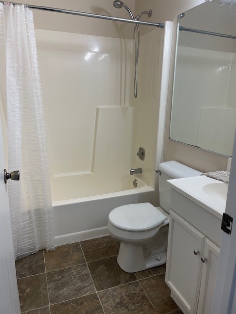 215 Uteg Street #F, Crystal Lake, IL 60014