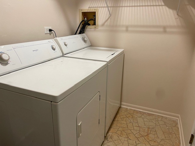 215 Uteg Street #F, Crystal Lake, IL 60014