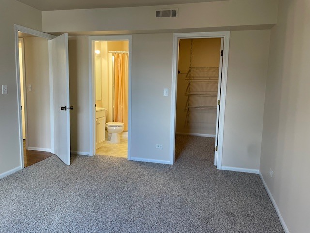 215 Uteg Street #F, Crystal Lake, IL 60014