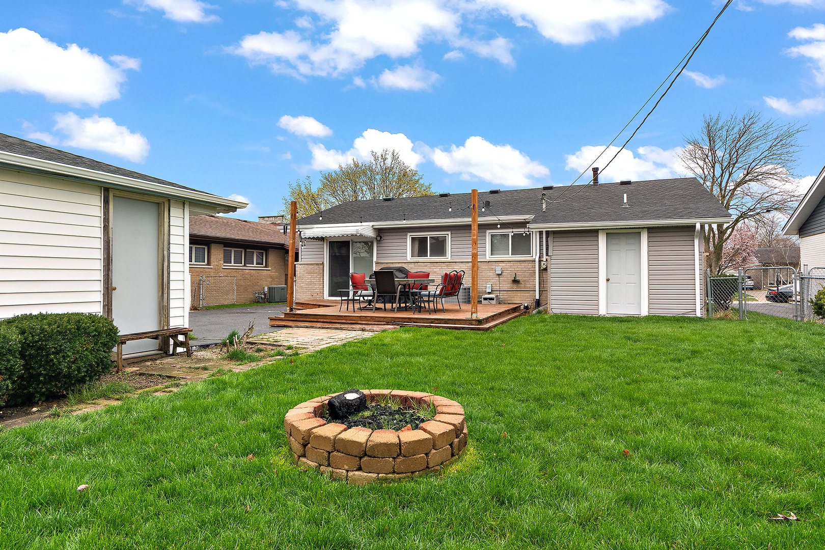 6721 165th Place, Tinley Park, IL 60477