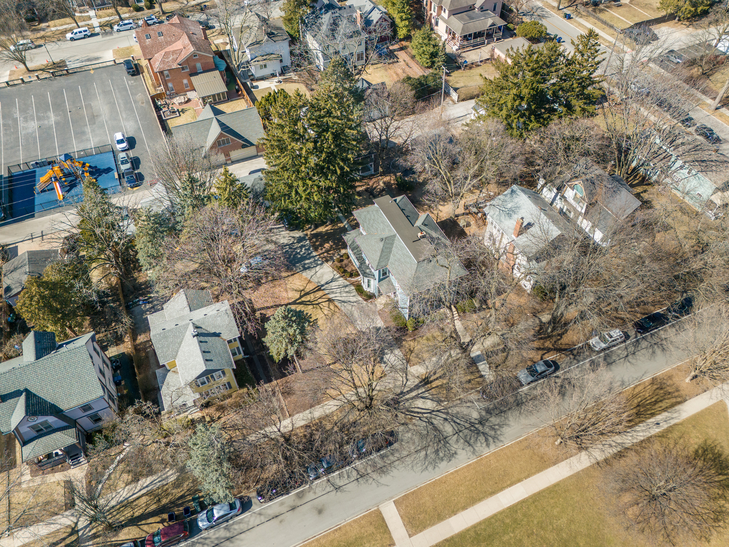 133 N Brainard Street, Naperville, IL 60540