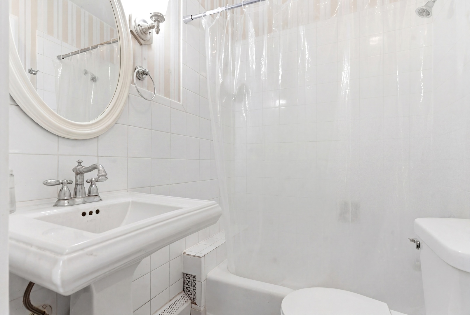 133 N Brainard Street, Naperville, IL 60540