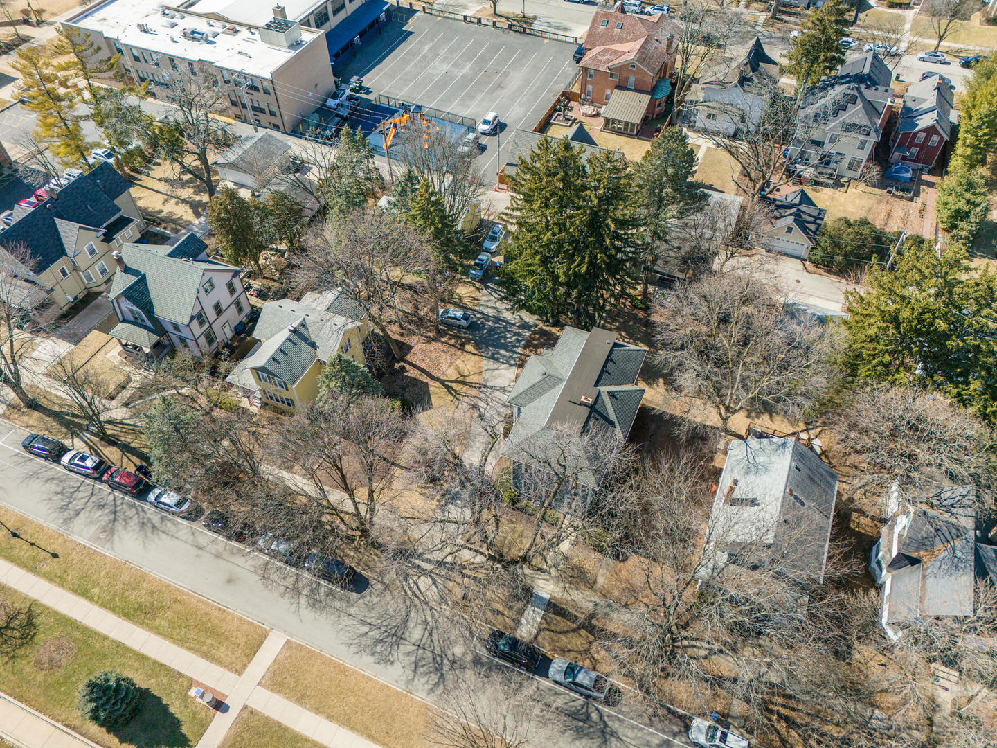 133 N Brainard Street, Naperville, IL 60540