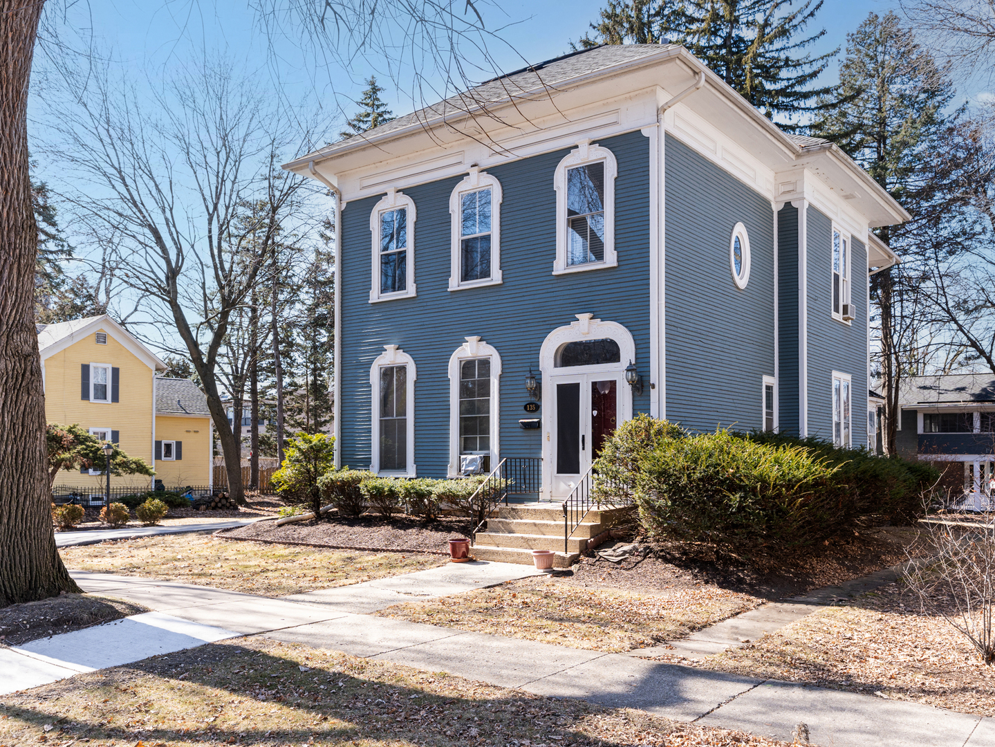 133 N Brainard Street, Naperville, IL 60540