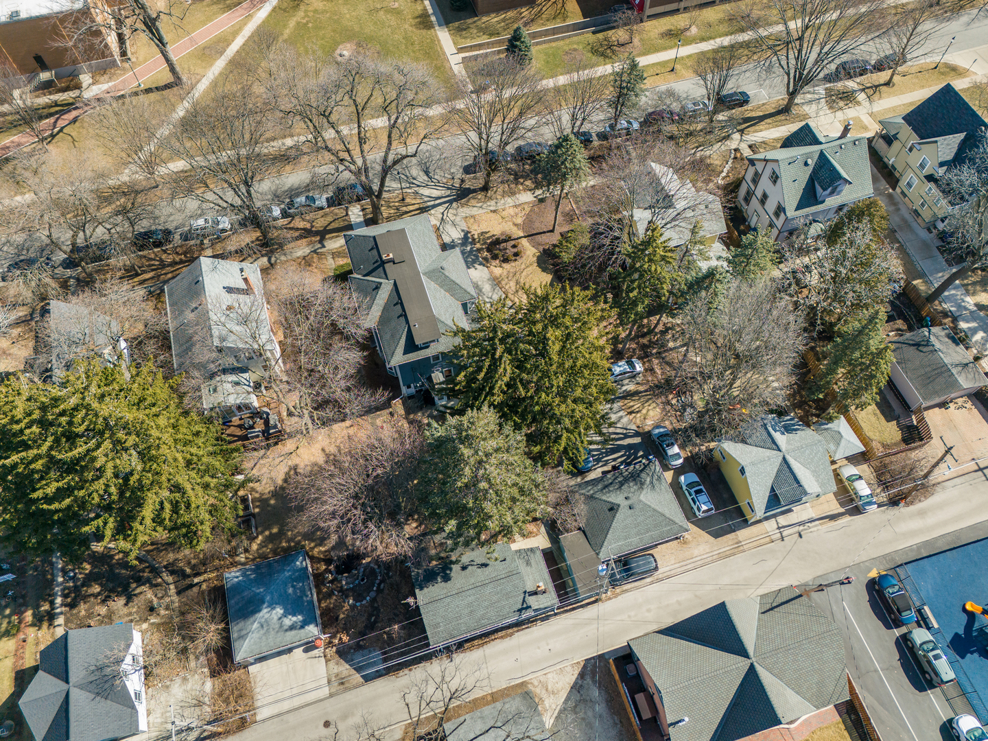 133 N Brainard Street, Naperville, IL 60540