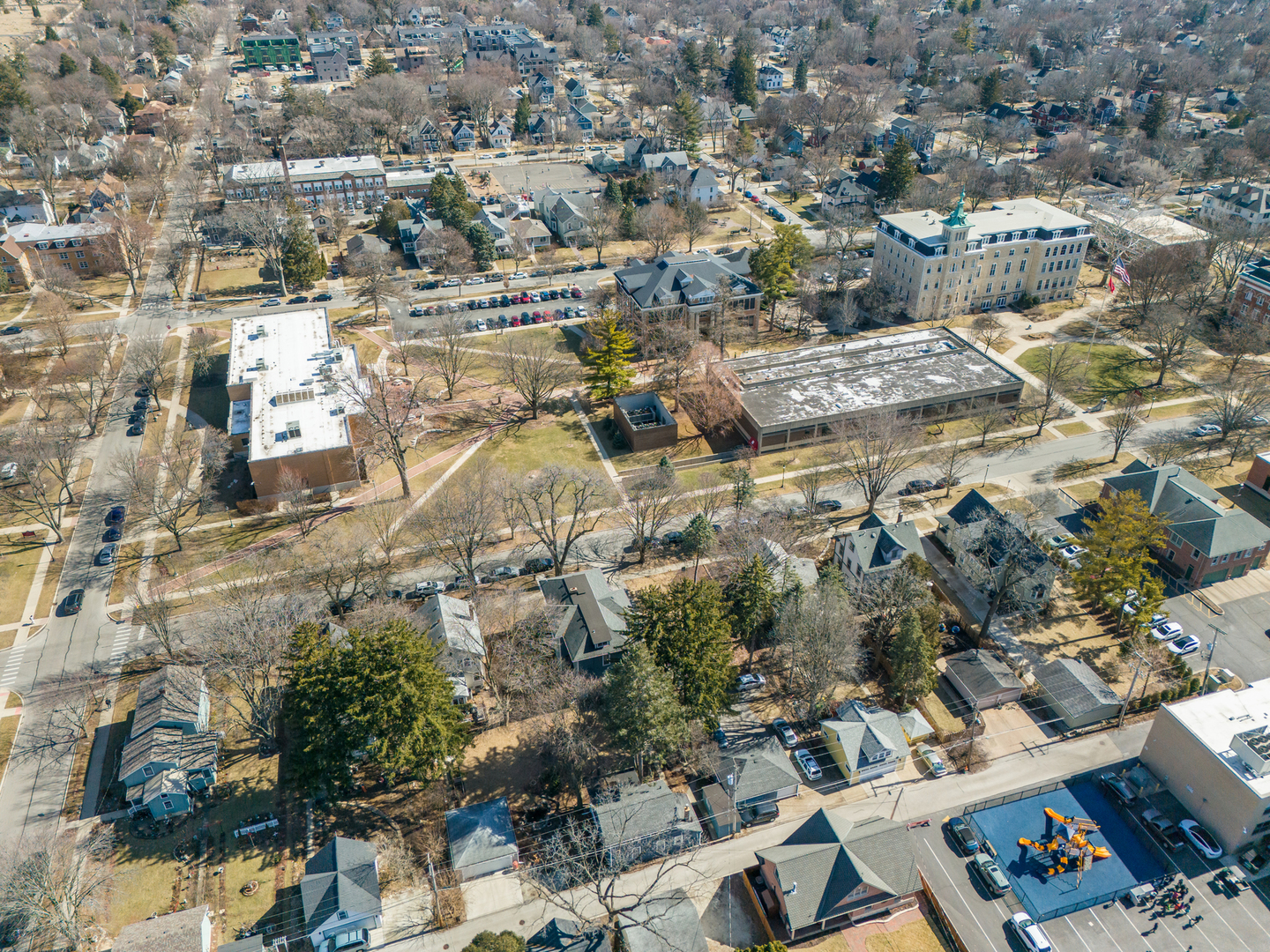 133 N Brainard Street, Naperville, IL 60540