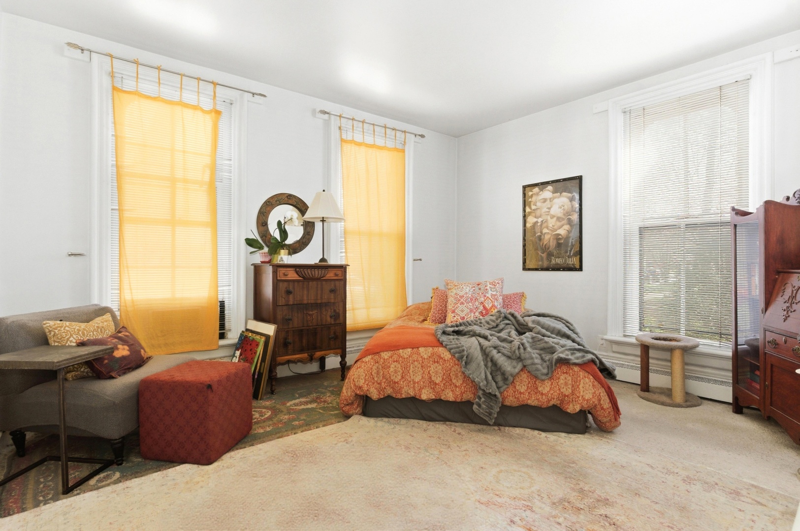 133 N Brainard Street, Naperville, IL 60540