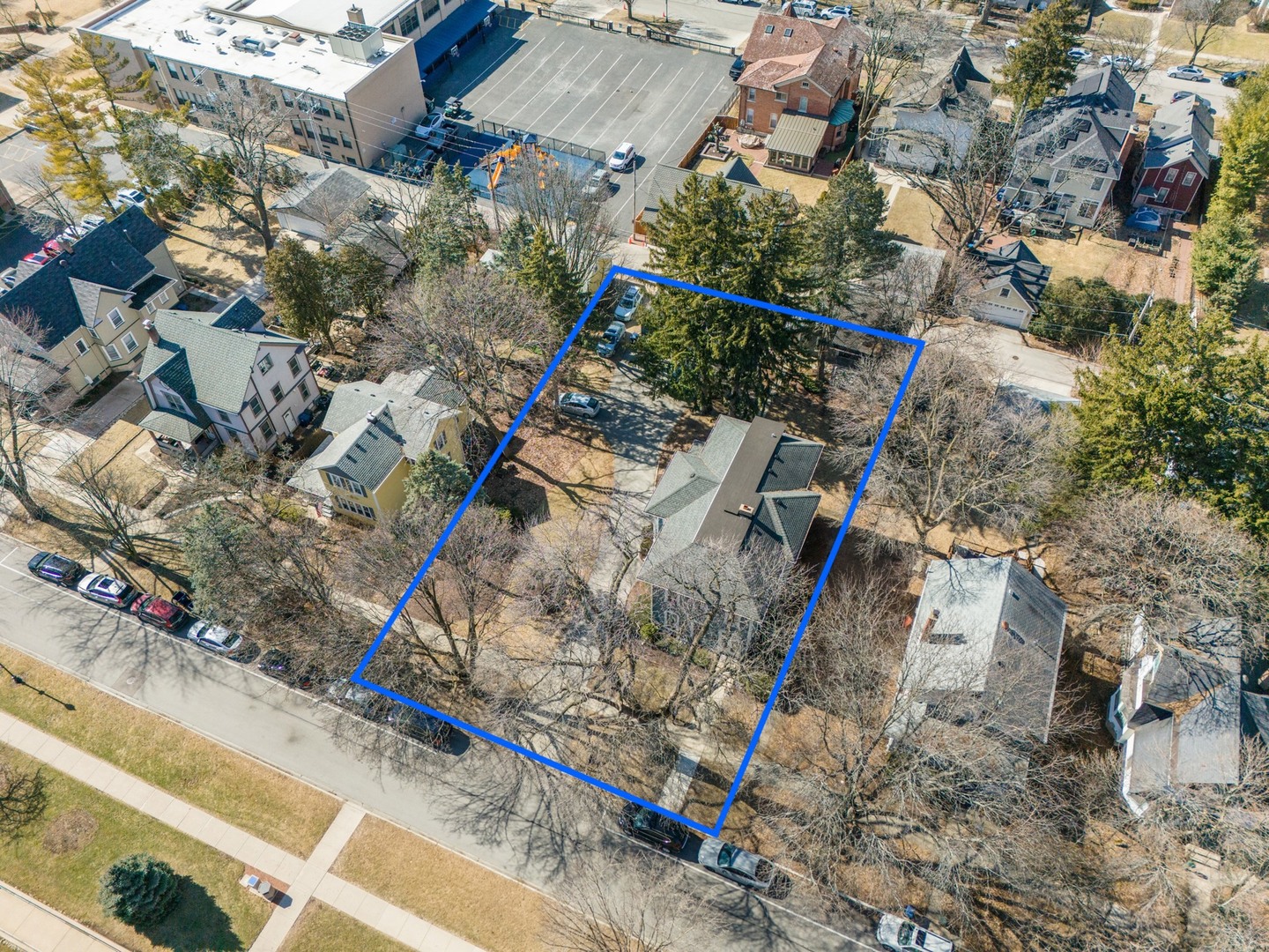 133 N Brainard Street, Naperville, IL 60540