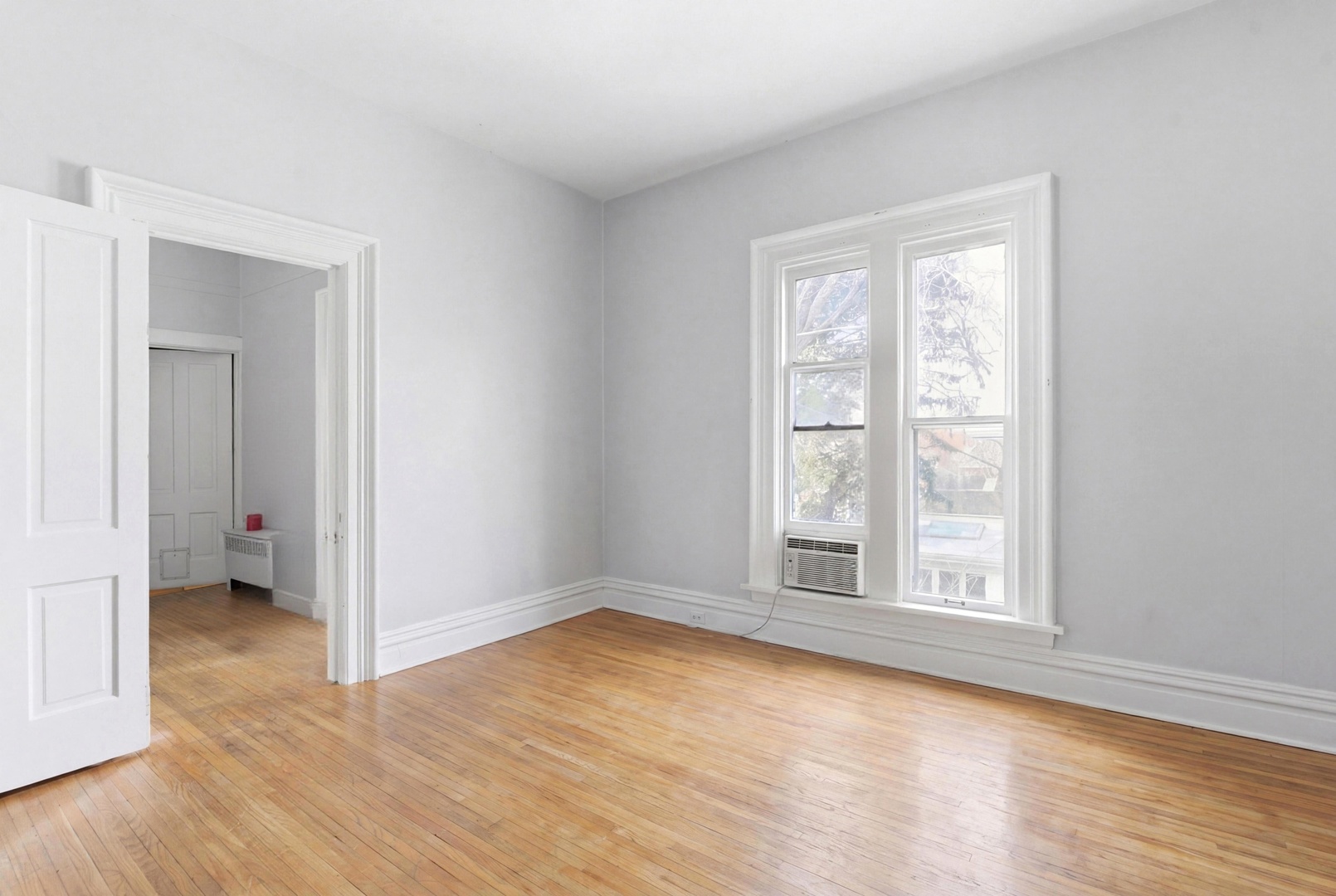 133 N Brainard Street, Naperville, IL 60540