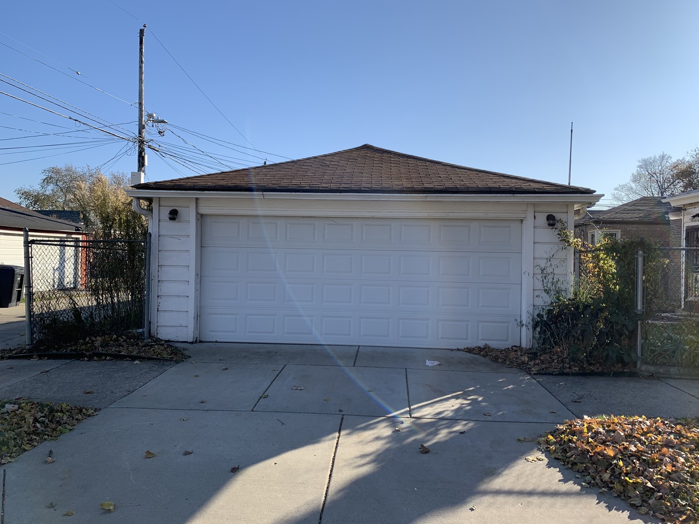 8901 S East End Avenue, Chicago, IL 60617