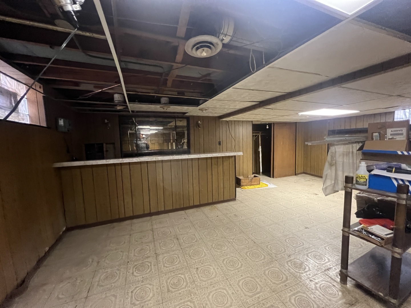 8901 S East End Avenue, Chicago, IL 60617