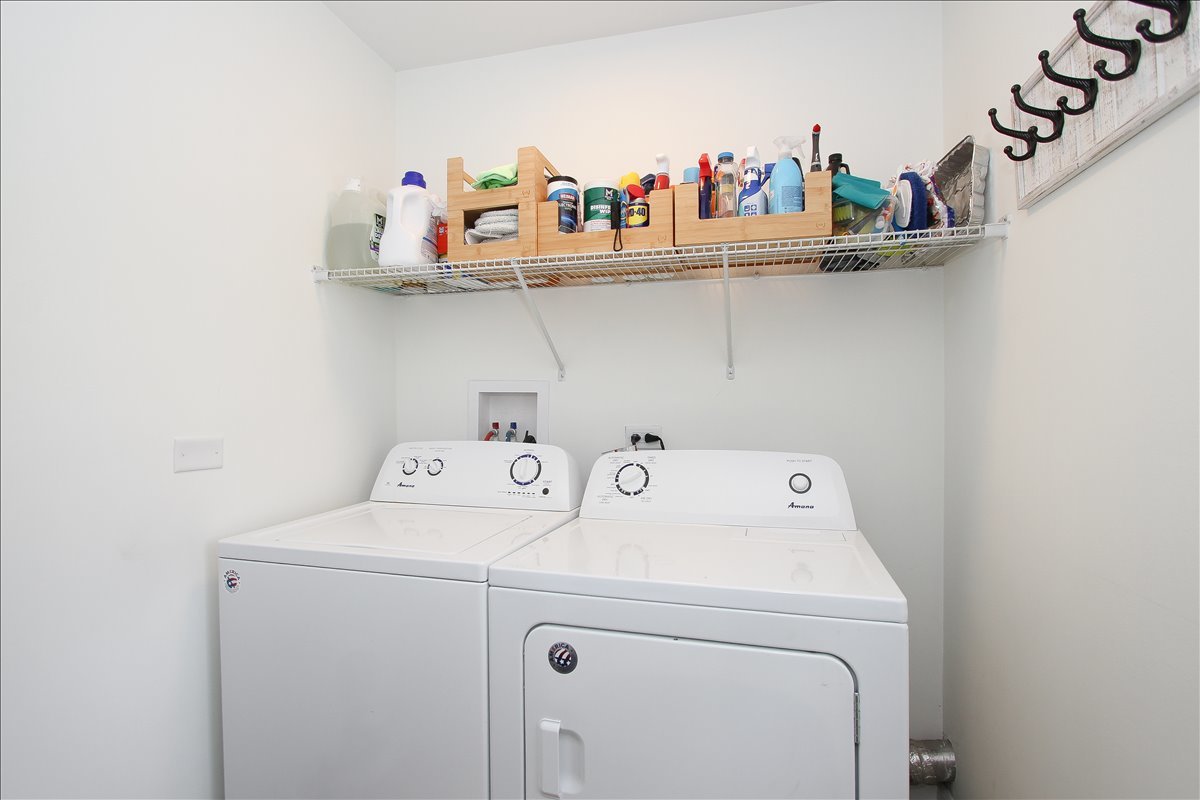 814 Oriole Drive, Streamwood, IL 60107