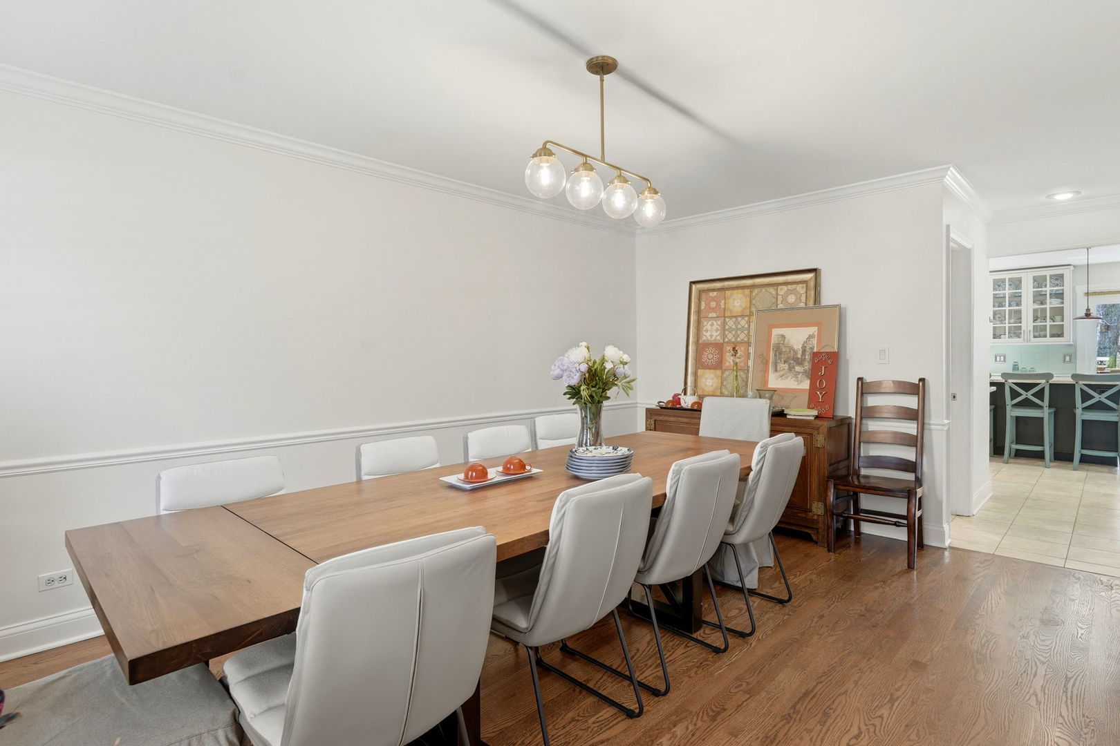 5 Middlebury Lane, Lincolnshire, IL 60069