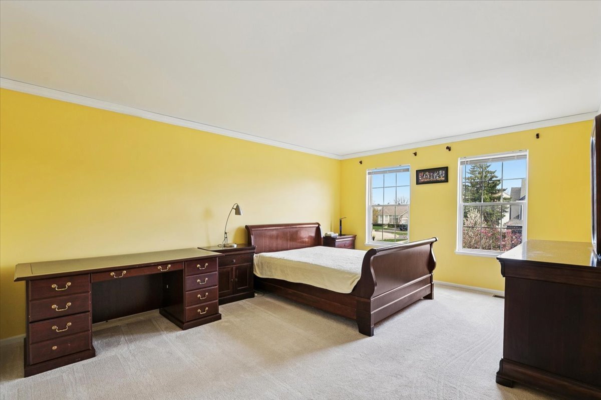 554 Charlton Court, Lake Villa, IL 60046