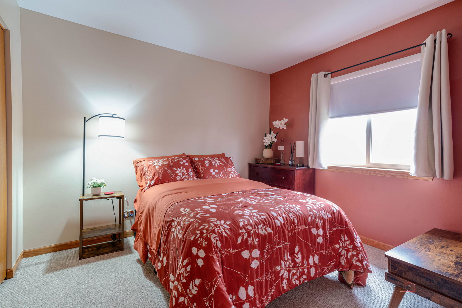 1315 Lily Court, Grayslake, IL 60030