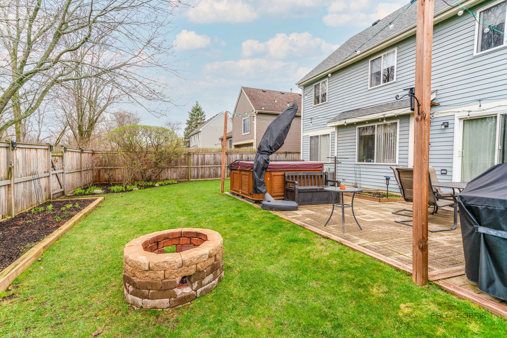 1315 Lily Court, Grayslake, IL 60030