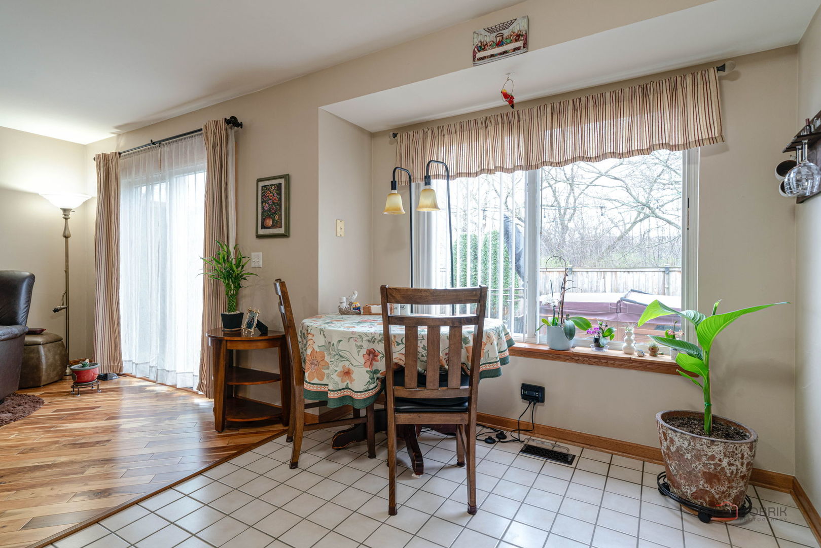 1315 Lily Court, Grayslake, IL 60030