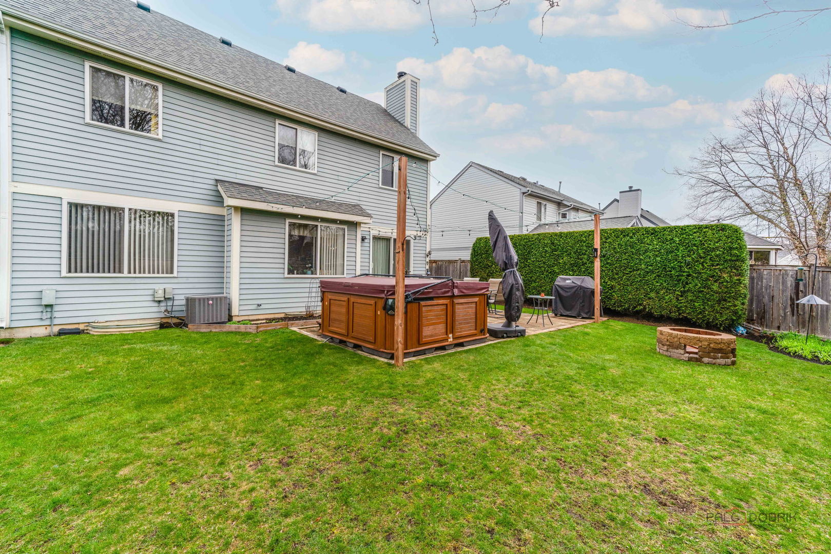 1315 Lily Court, Grayslake, IL 60030