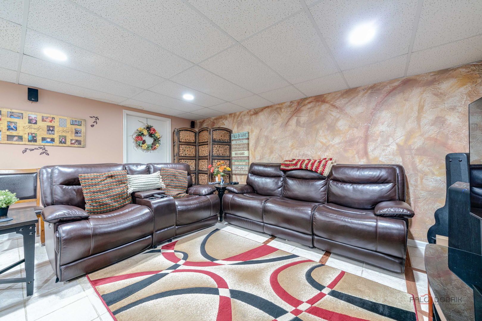 1315 Lily Court, Grayslake, IL 60030