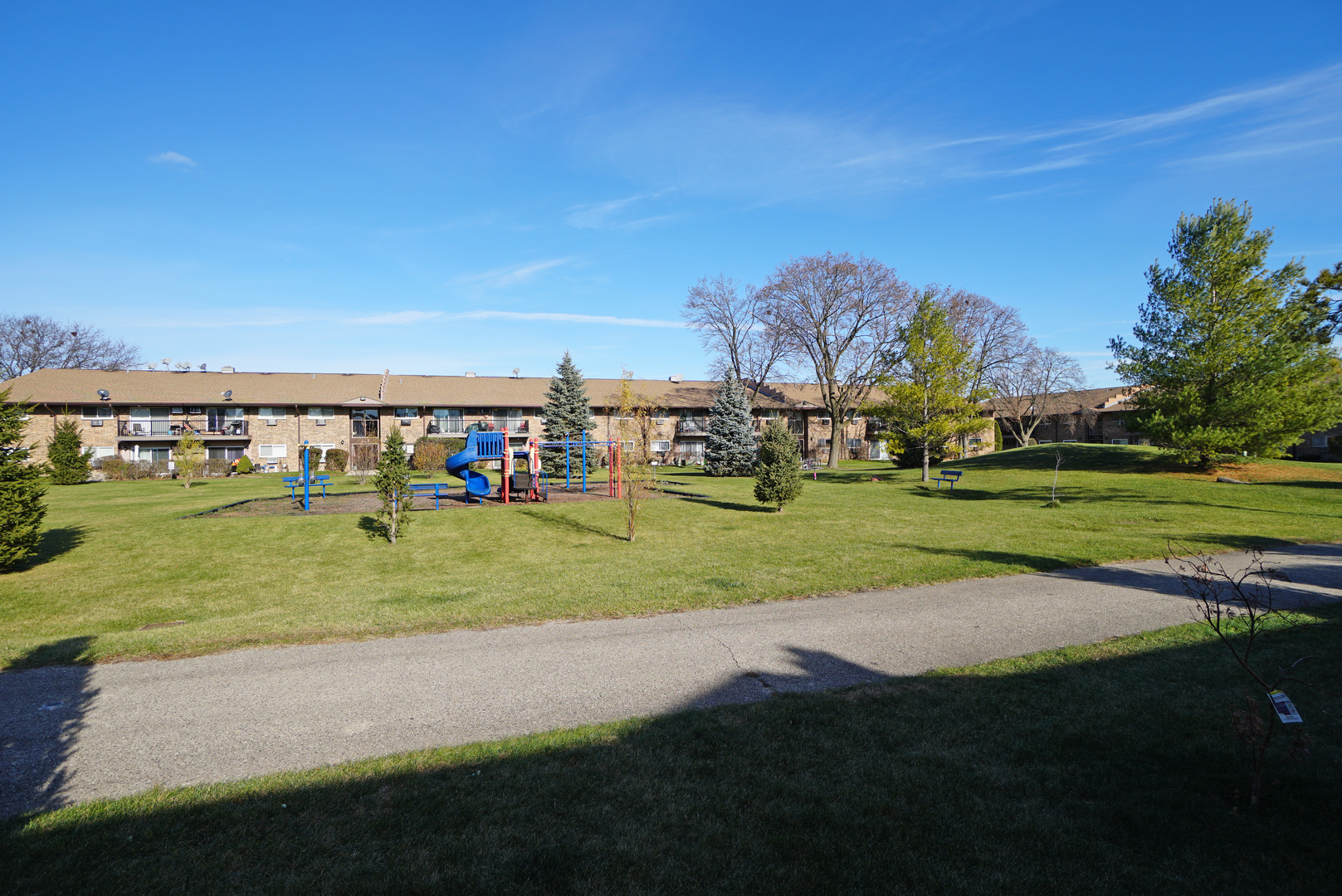 834 E Old Willow Road #209, Prospect Heights, IL 60070