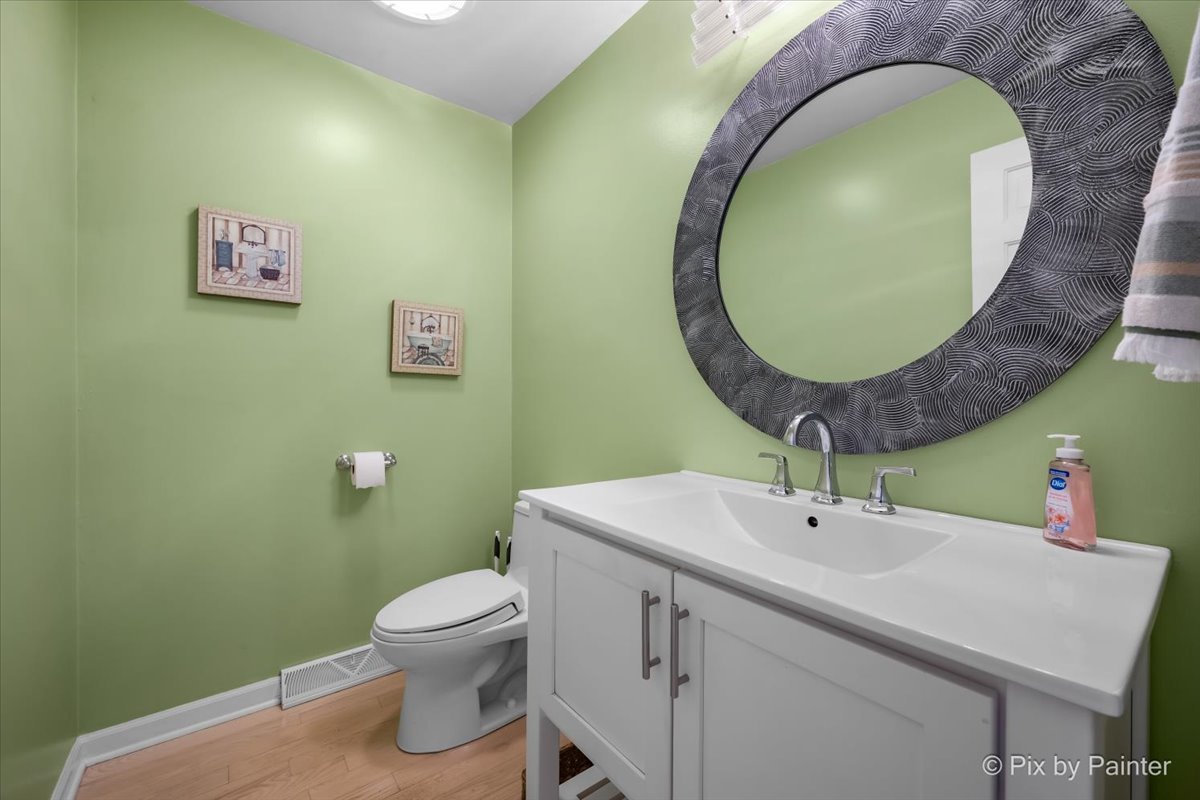 546 W Revere Lane, Palatine, IL 60067