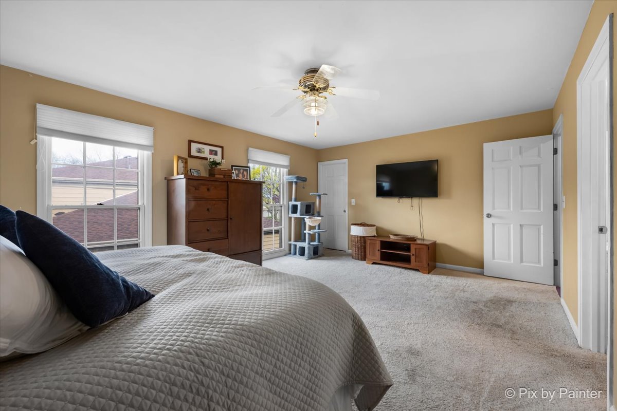 546 W Revere Lane, Palatine, IL 60067