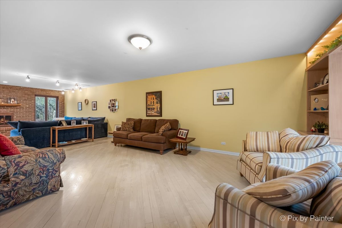 546 W Revere Lane, Palatine, IL 60067