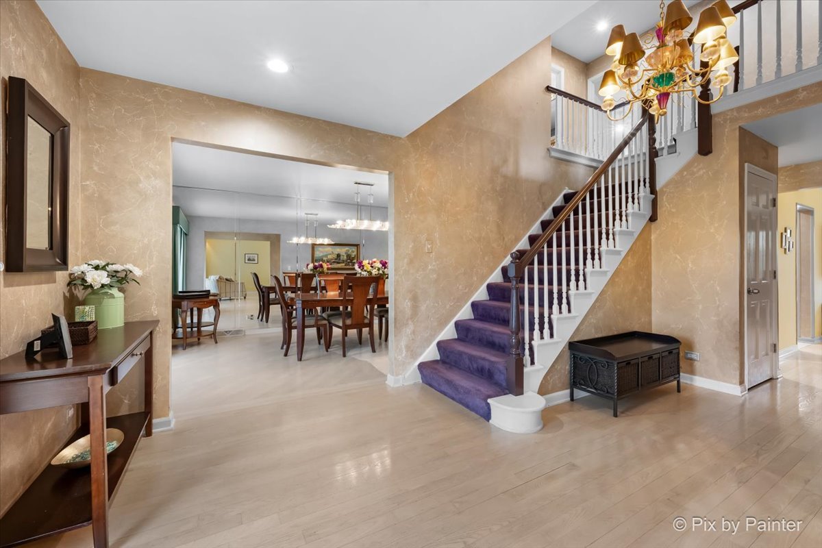 546 W Revere Lane, Palatine, IL 60067