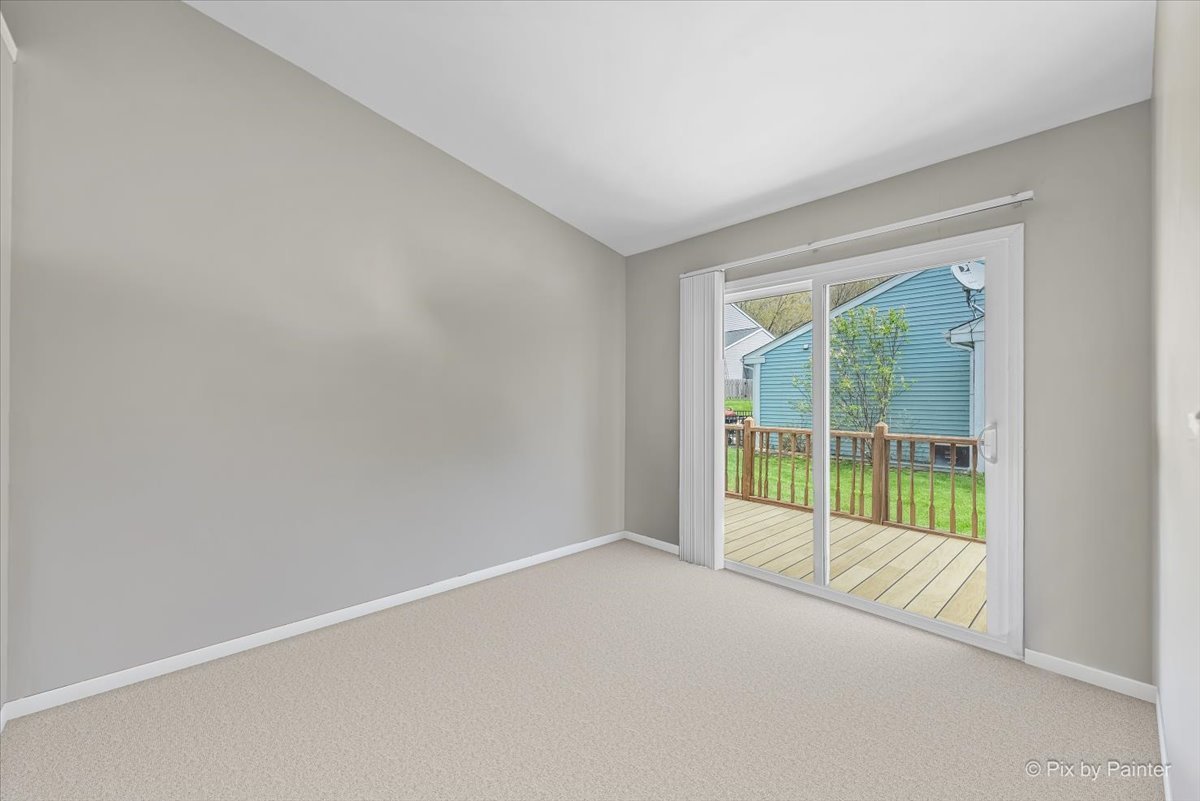 3202 Lynette Lane, Island Lake, IL 60042