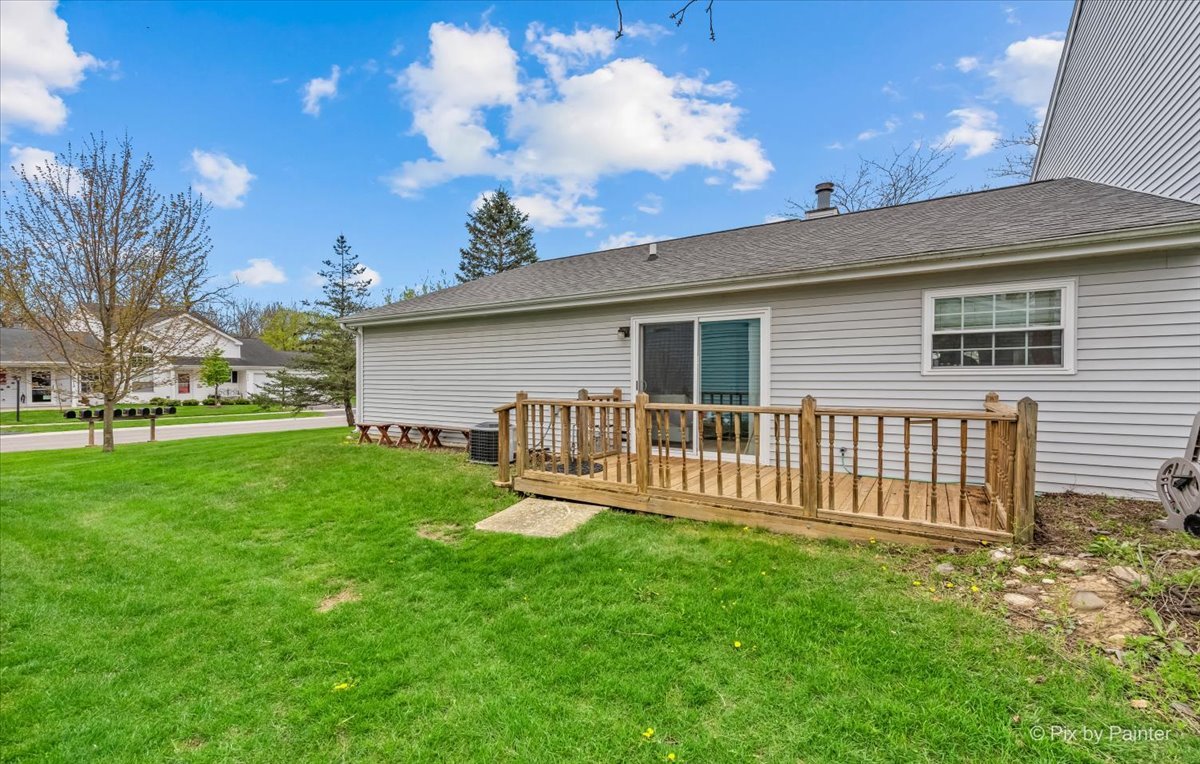 3202 Lynette Lane, Island Lake, IL 60042