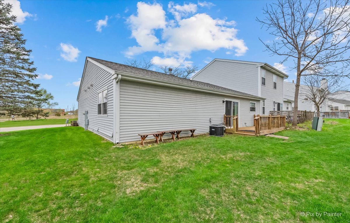 3202 Lynette Lane, Island Lake, IL 60042