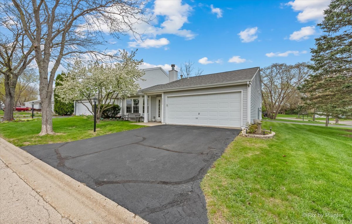 3202 Lynette Lane, Island Lake, IL 60042