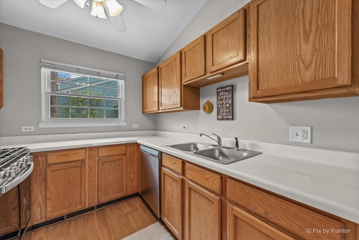 3202 Lynette Lane, Island Lake, IL 60042