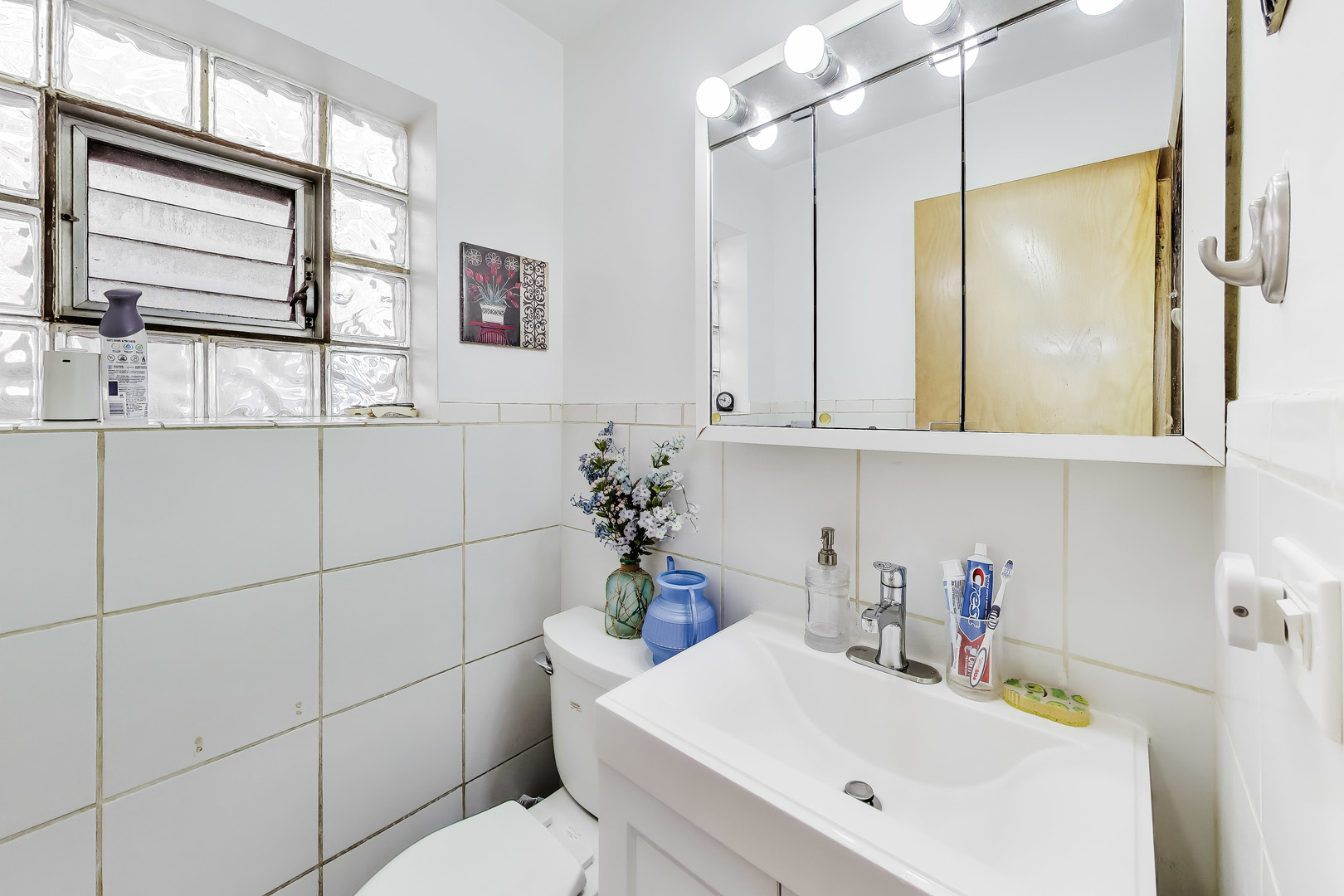 4849 N Central Avenue #C, Chicago, IL 60630