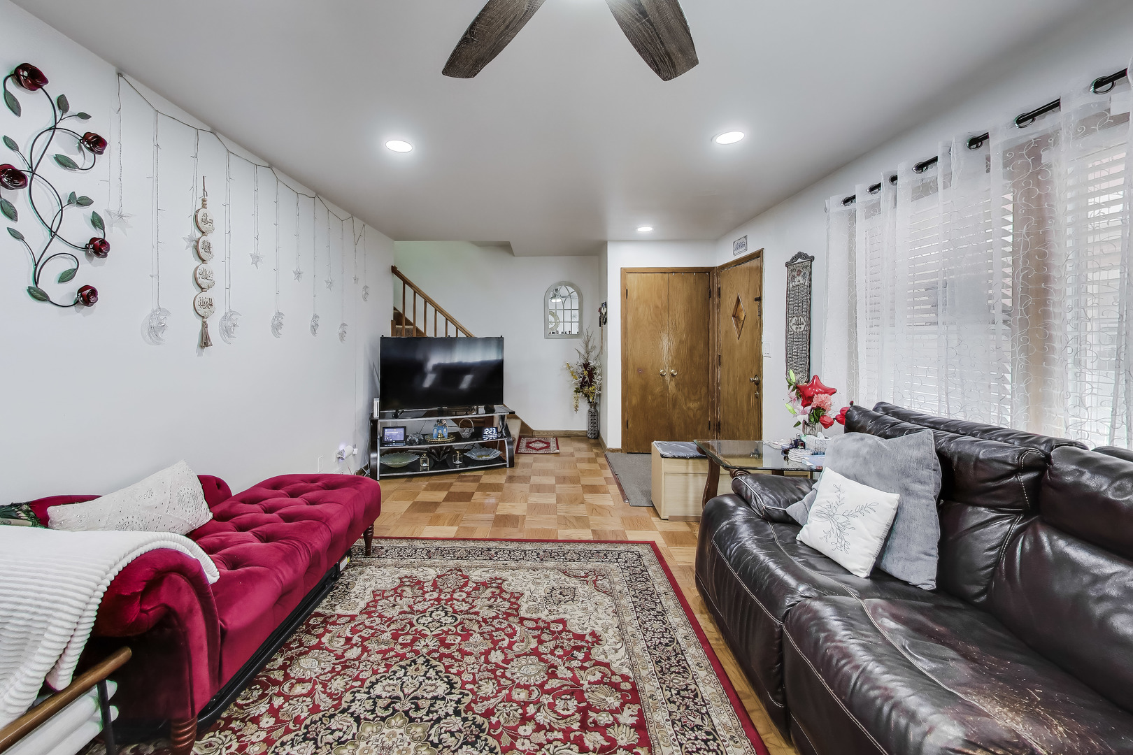 4849 N Central Avenue #C, Chicago, IL 60630