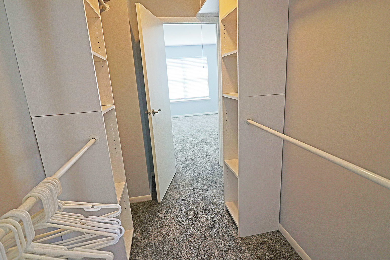 590 LeParc Circle, Buffalo Grove, IL 60089