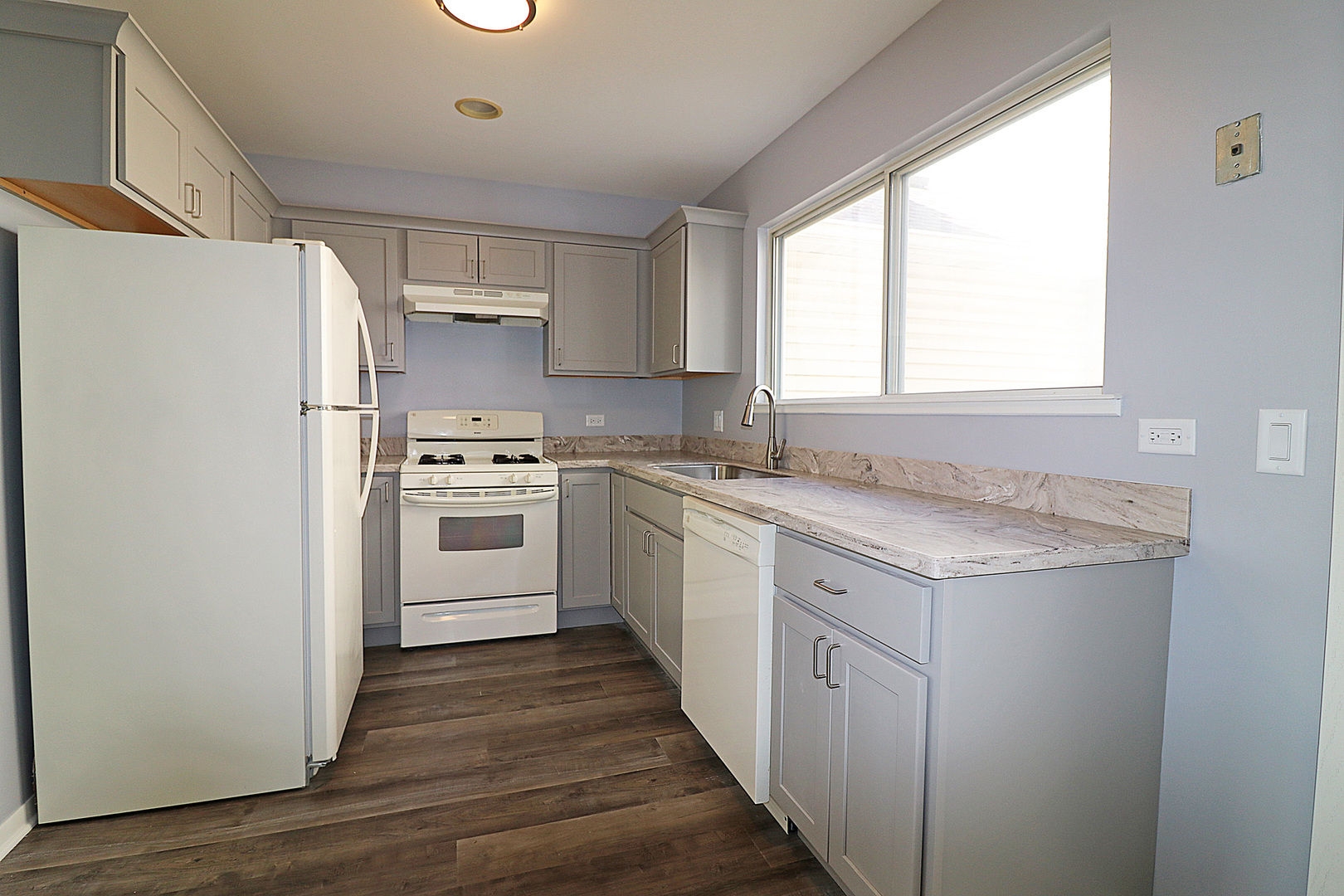 590 LeParc Circle, Buffalo Grove, IL 60089